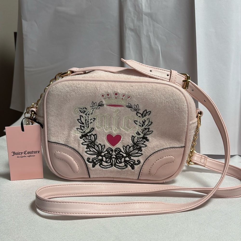 JUICY COUTURE Heritage Crossbody in Powder Pink, NWT.